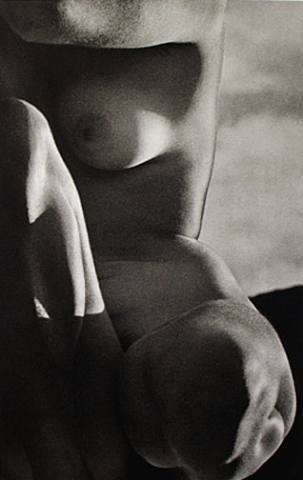 Ruth Bernhard, Rockport Nude, 1947