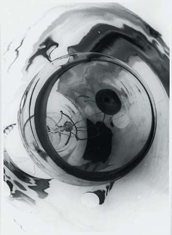 Anton Stankowski, Mirror bulb, 1930