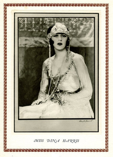 Hugh Cecil-Hugh Cecil-Mademoiselle Pounds, héliogravure , 1926