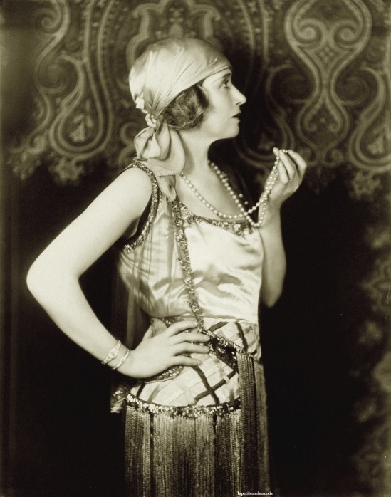 Orval  Hixon- Grace La Rue  a music hall performer , 1920